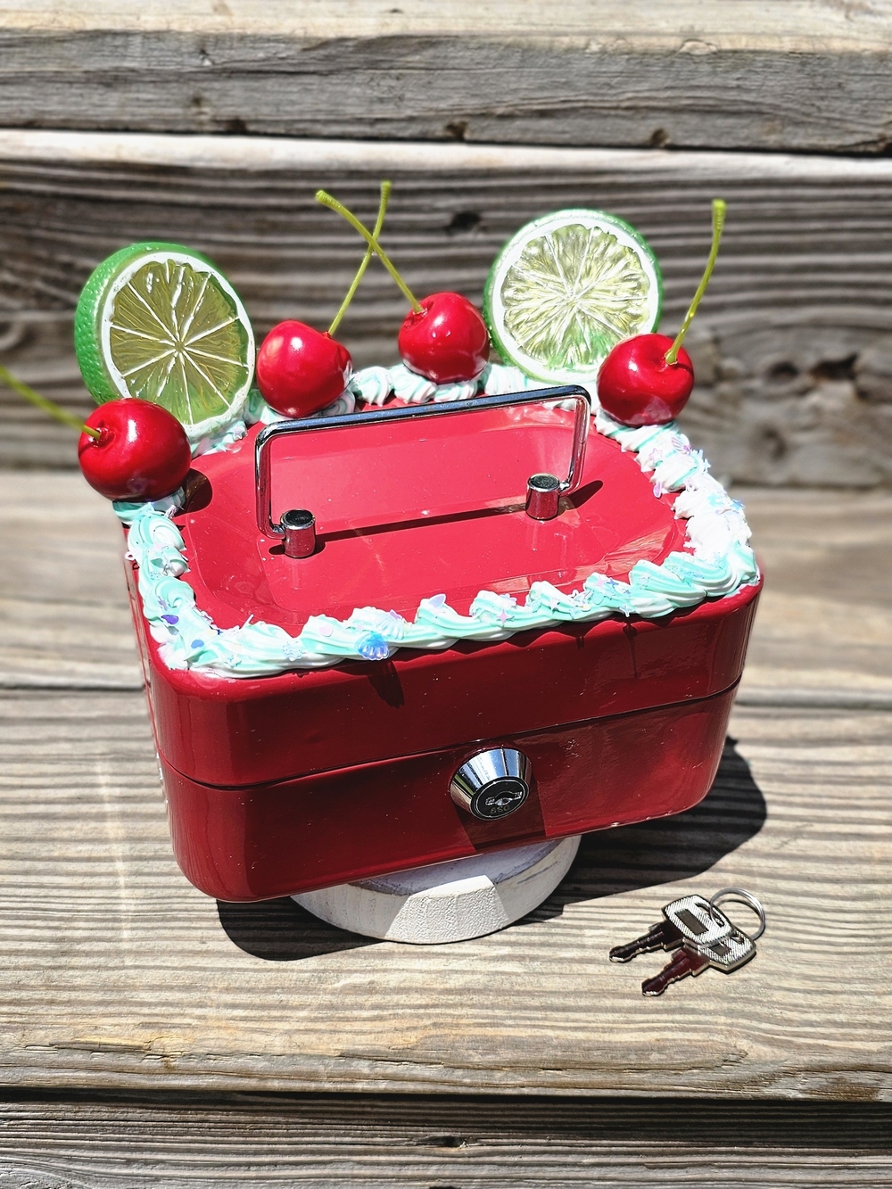 Custom Cash Box With Keys & Removable Tray (Medium)
